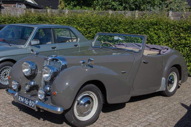 naamloos-4-van-65-standard.jpg