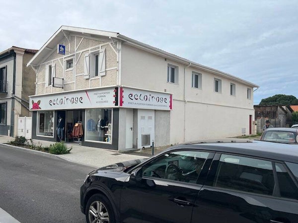 LOCAL COMMERCIAL 135 M2 + APPARTEMENT LOFT 145 M2 - REFVP339 - 33260 LA TESTE DE BUCH