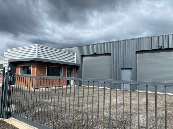 VENTE BATIMENT D'ACTIVITE, 310 M2, 33830 BELIN-BELIET