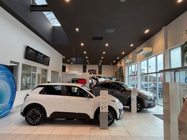 LA TESTE-DE-BUCH, BATIMENT D'ACTIVITE, 1105 M2, REF:VP424