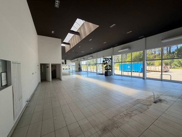VENTE BATIMENT D'ACTIVITE 1125 M2 - LA TESTE DE BUCH 33260 - 08/2026