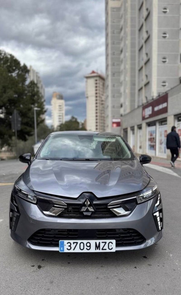 MITSUBISHI COLT 2025