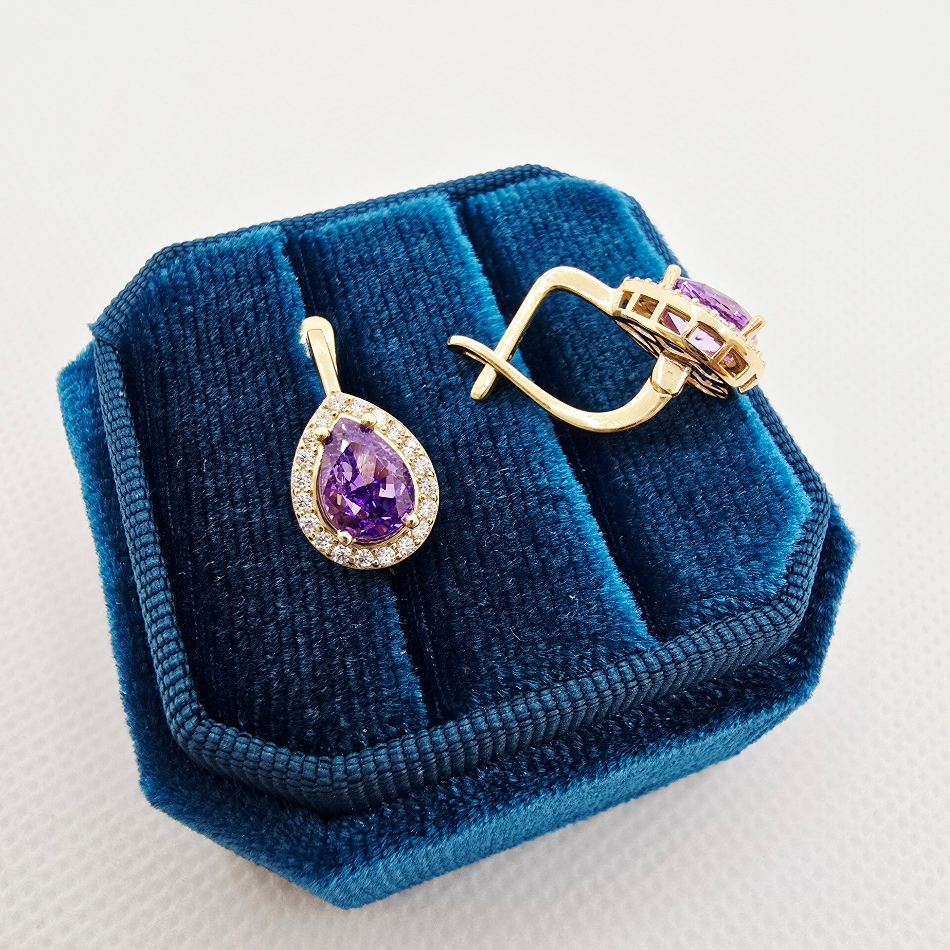 14k Gold Earrings/ Cercei Aur 14k C206