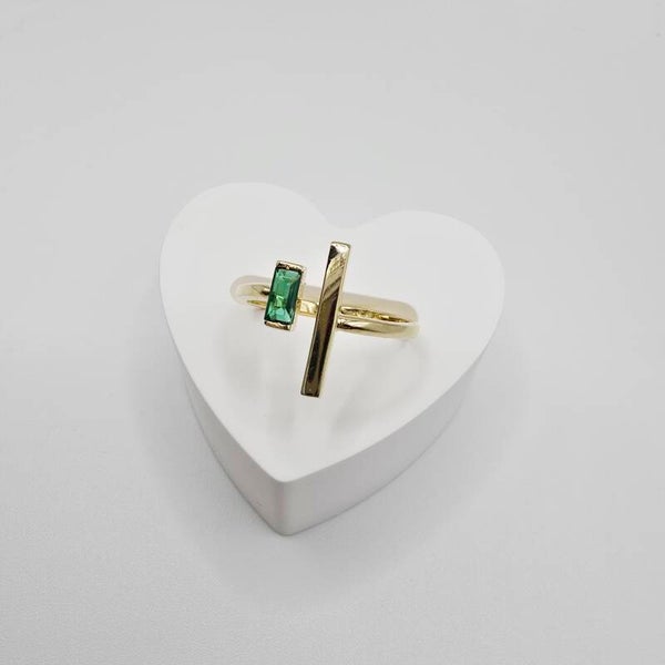 14K GOLD RING/ INEL AUR 14K R0313