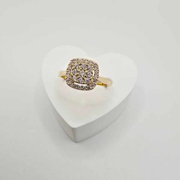 14K GOLD RING/ INEL AUR 14K R0322