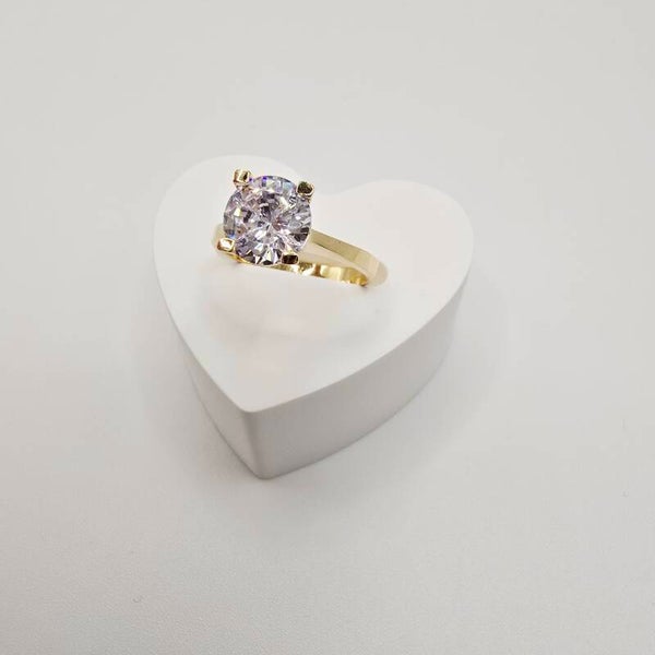 14K GOLD RING/ INEL AUR 14K R0338