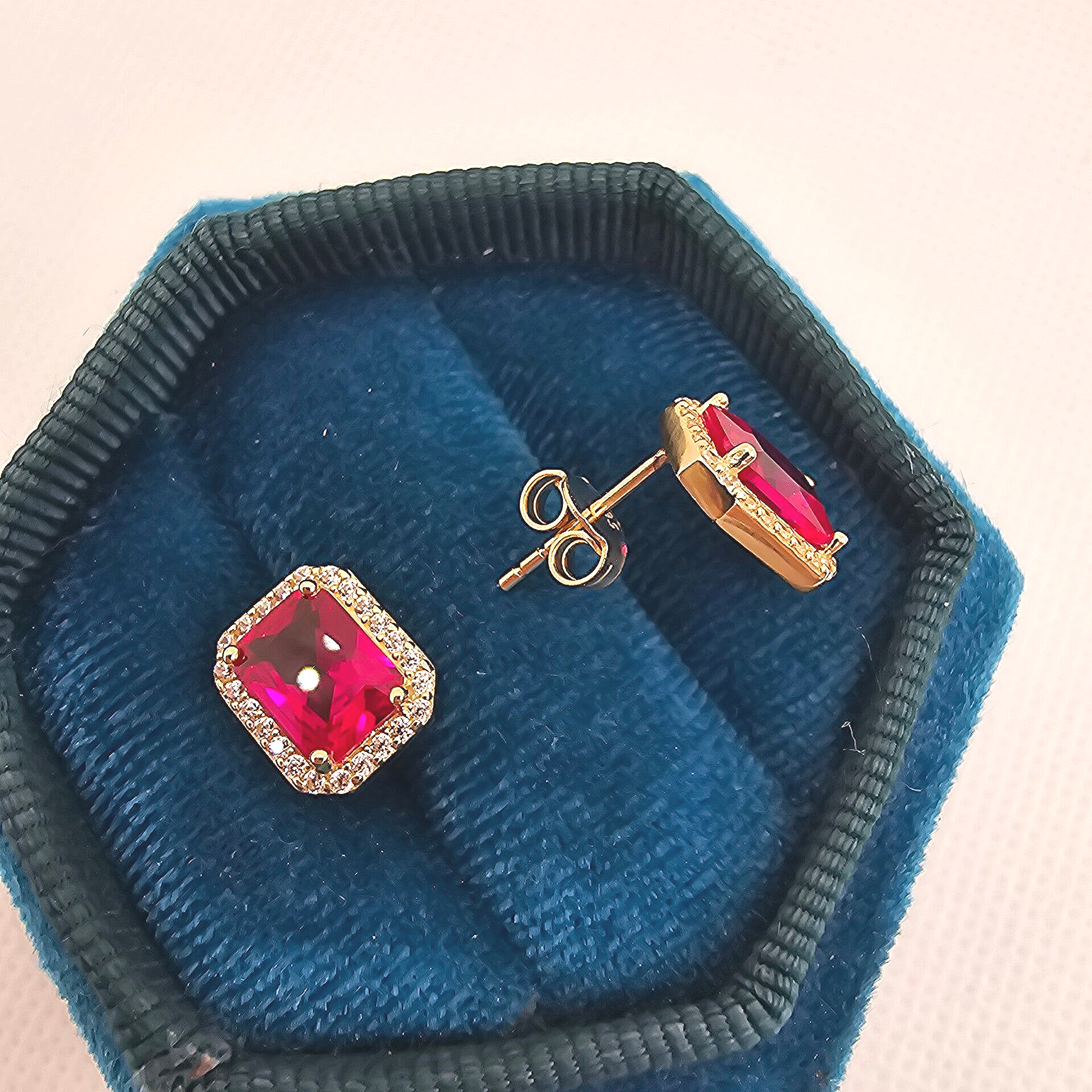 14k Gold Earrings/ Cercei Aur 14k CS009