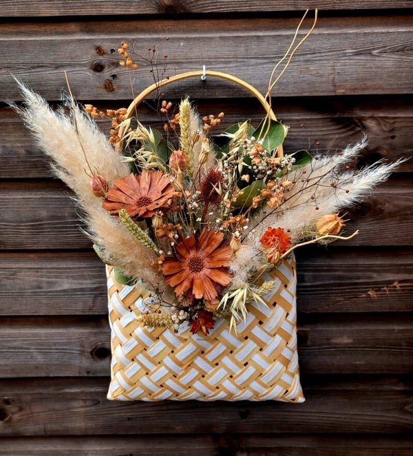 White Dried Flower Arrangement