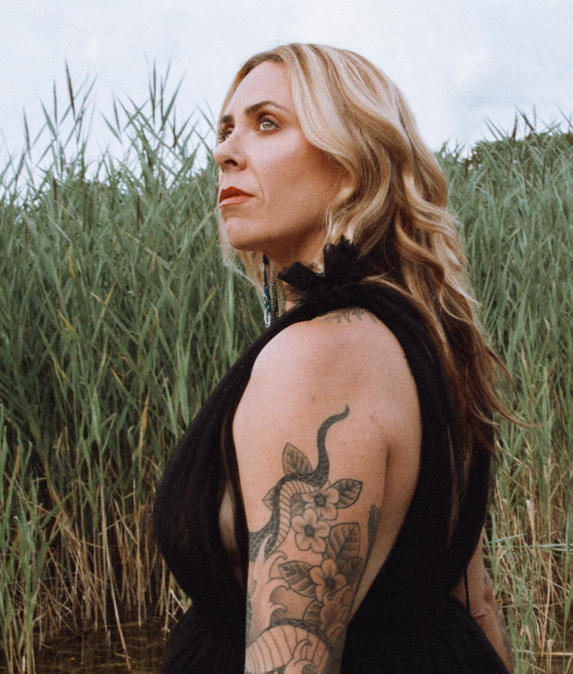 Amanda Rheaume, Americana, Folk Roots Live Music