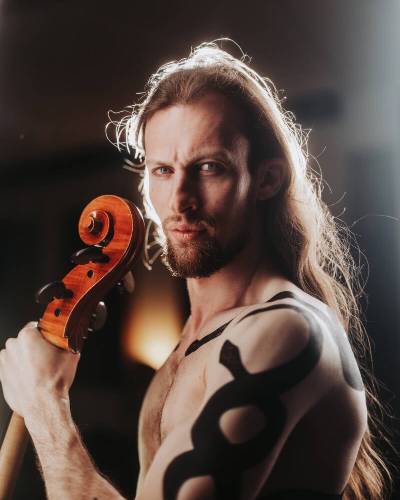Raphael Weinroth-BrowneHeavy Metal cello, Live Music
