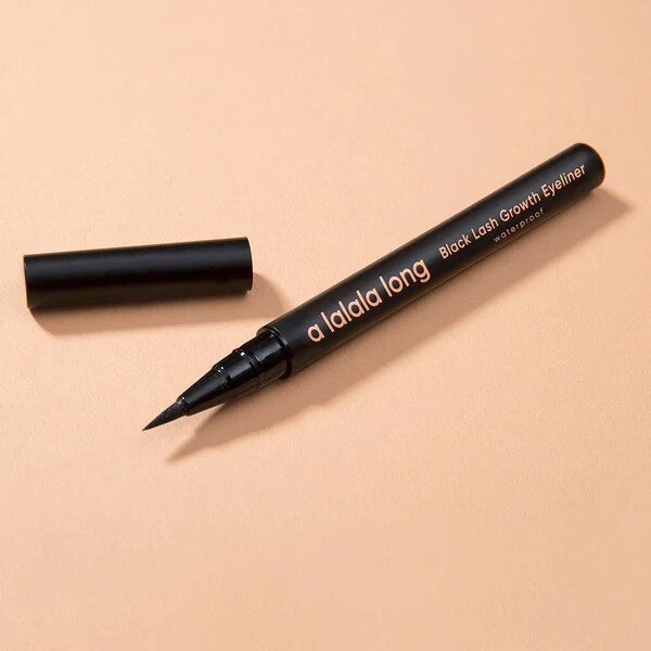 Wimpernwuchs Eyeliner