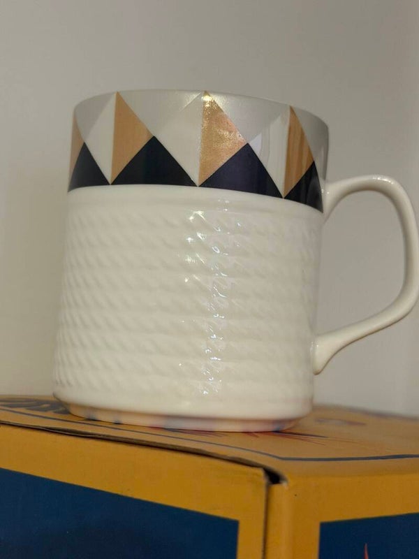 Tea cups