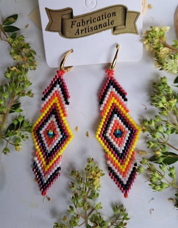 Boucle d'oreille légère fait main avec des miyuki et swarovski