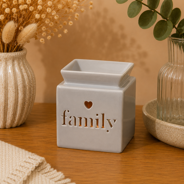 Brûle-parfum family