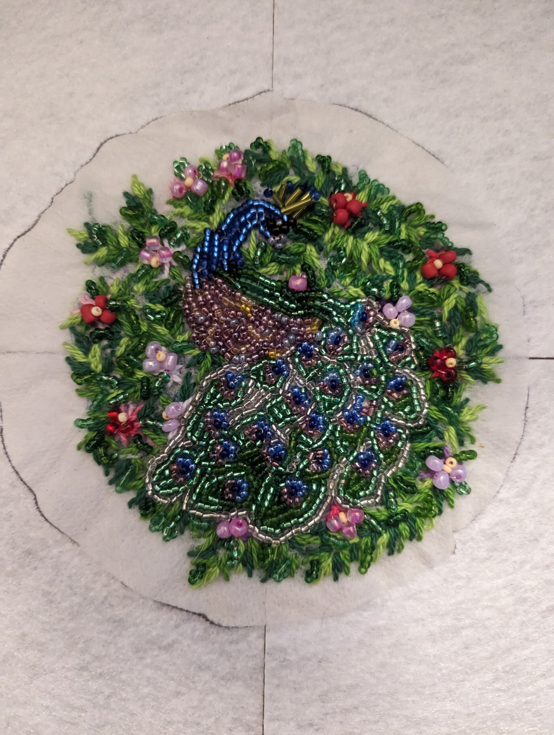 Broderie Le maitre Paon