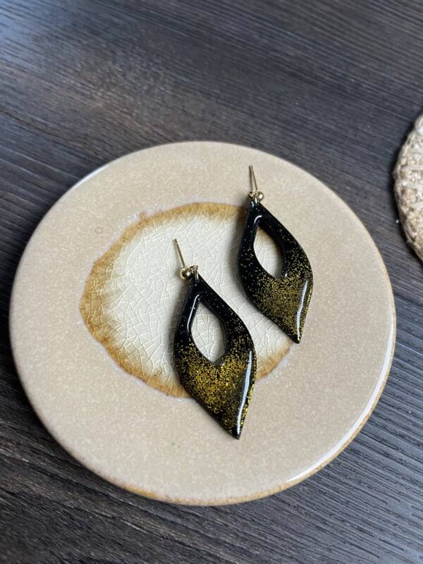 Dayenne in Black spark