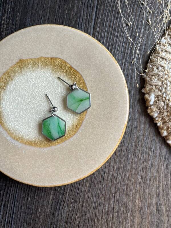 Hexagon smal in Green Translucent