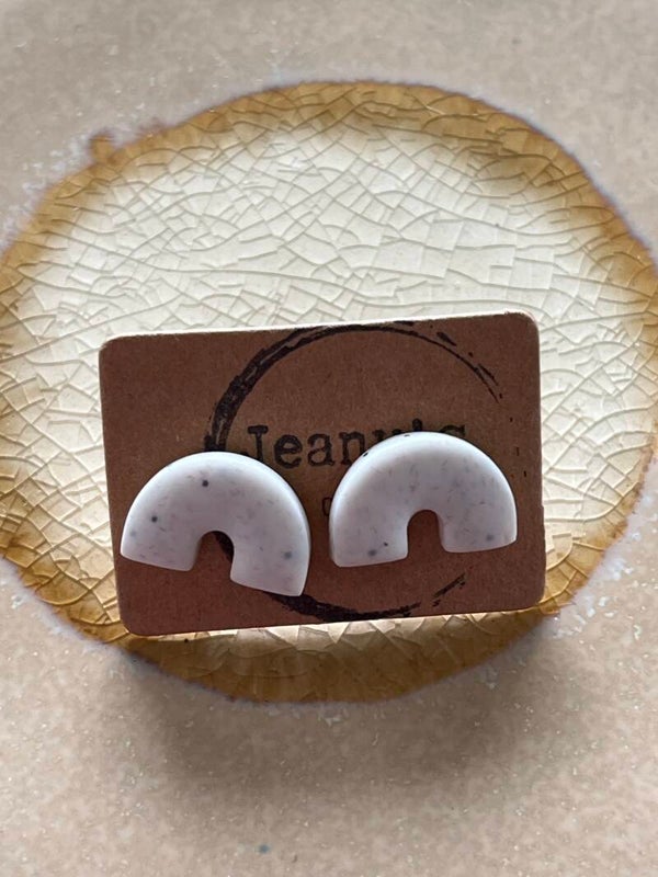 Rainbow White Stone stud