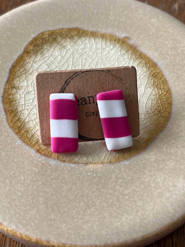 Long Pink stripe stud