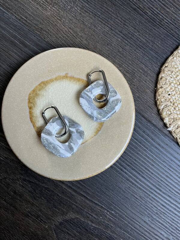 Nina in White Silver