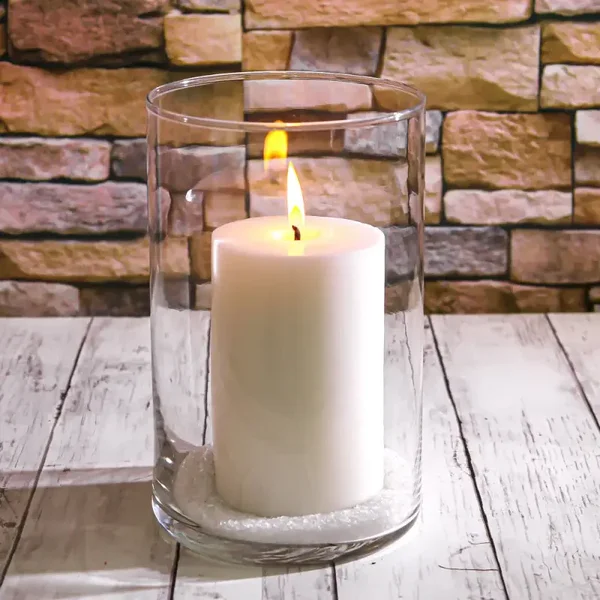 Chandelle Blanche Dans Un Vase