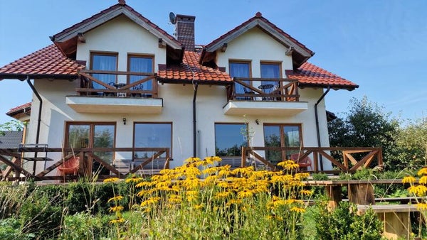Zwei große Ferienhäuser mit 220 m² - Jacuzzi | Sauna |  Pool | Terrasse