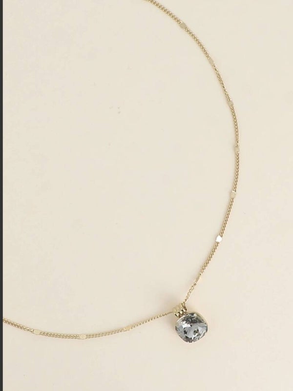 Collier pendentif cristal