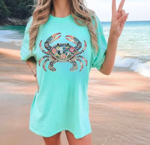 Multi Color Rhinestone Design Crab Graphic T-Shirt