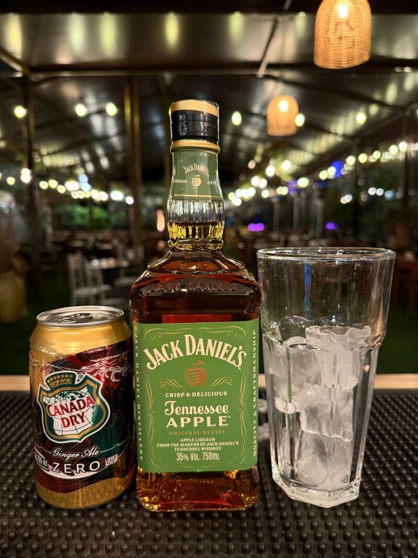 JACK DANIEL’S APPLE