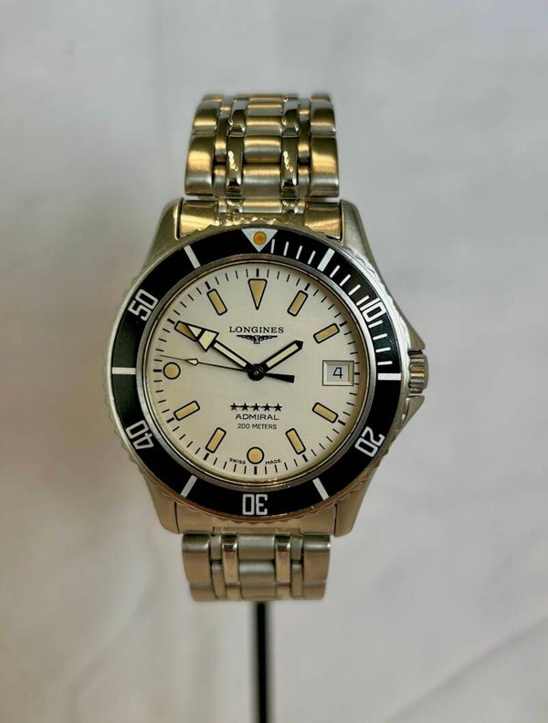 Longines Admiral 200