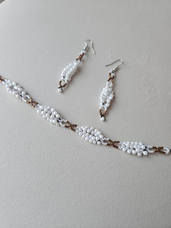 Bracelet et boucles d'oreilles