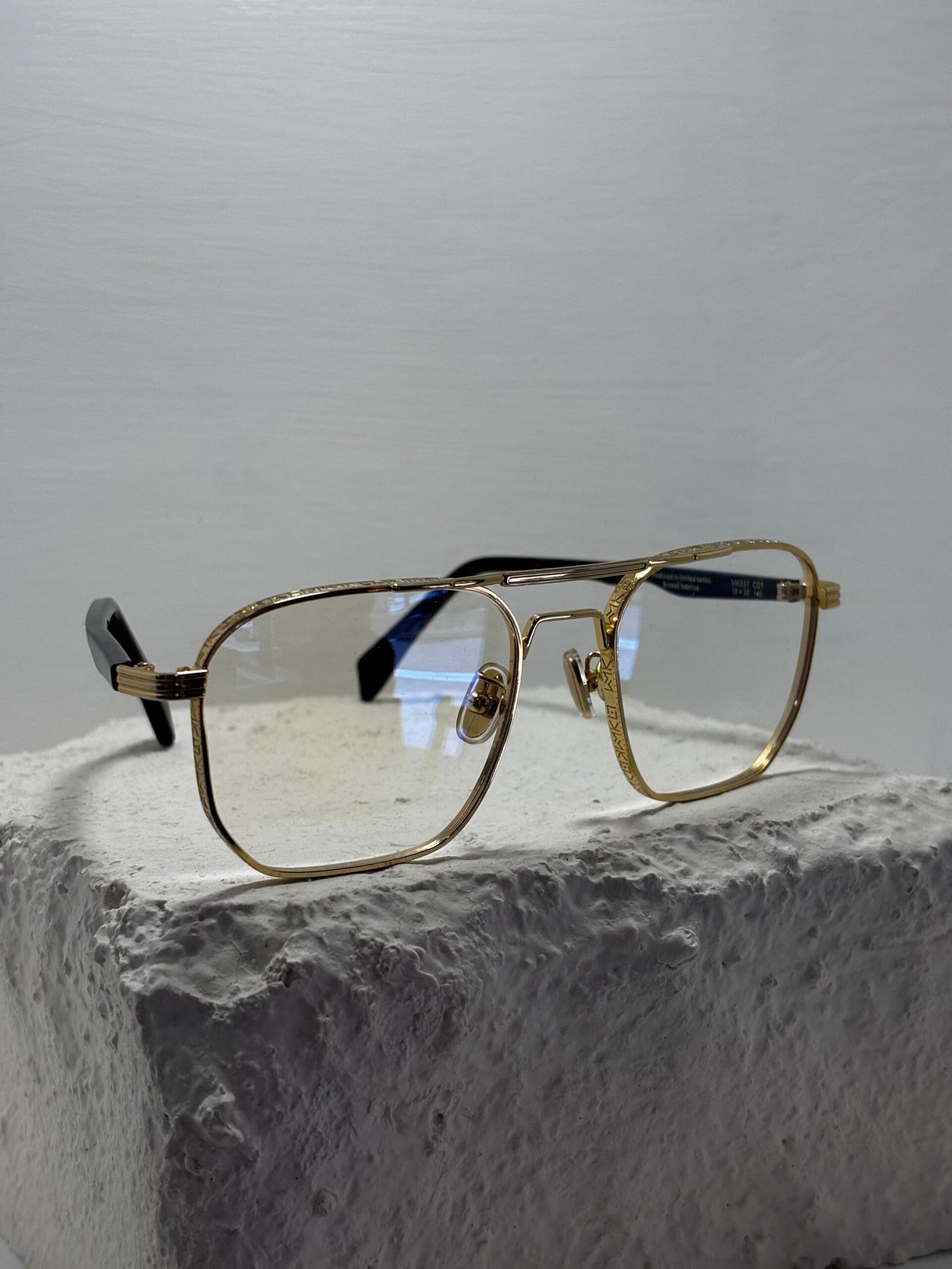 Montatura da vista dorata Monokol MK337 C1 con forma geometrica e doppio ponte