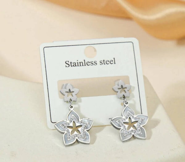 Dubbel bloem oorbellen