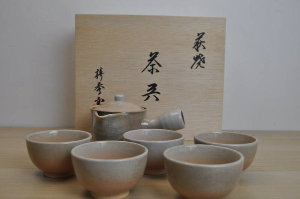 Hagi Yaki Teaset with 5 cups