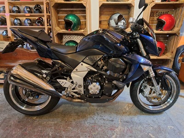 Kawasaki Z1000 van 2007.