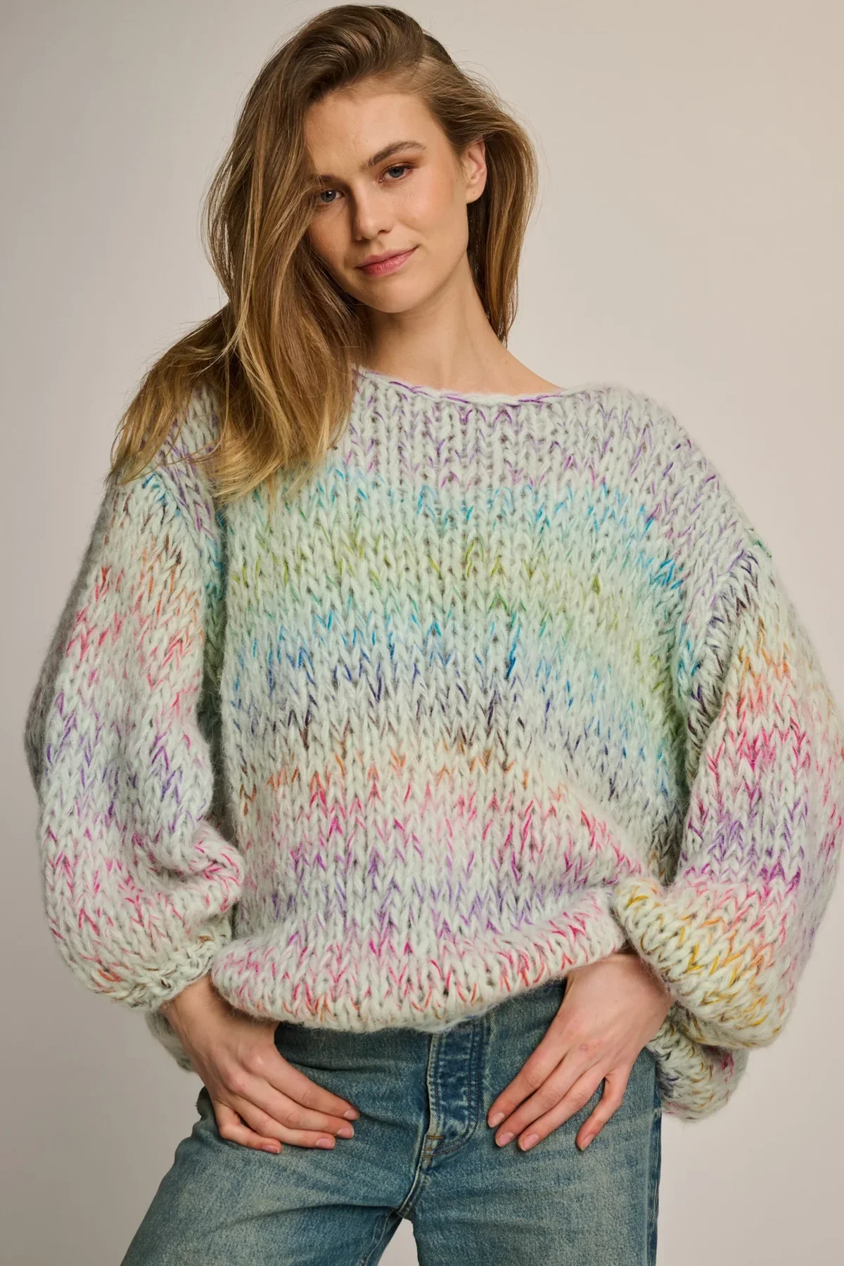 AMY PULLOVER