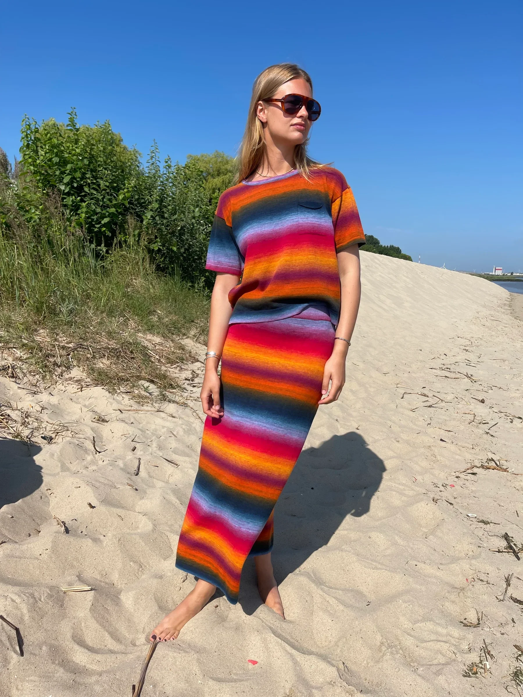 MANON KNITTED SKIRT RED-BLUE