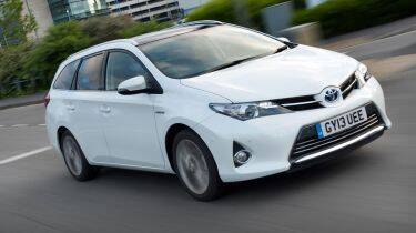 auris_touring_sports_dyn_07_dpl_2013-standard.jpg