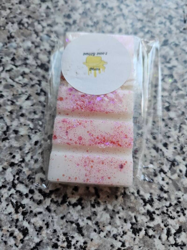 Sweater Weather Fragrance Wax Melts.