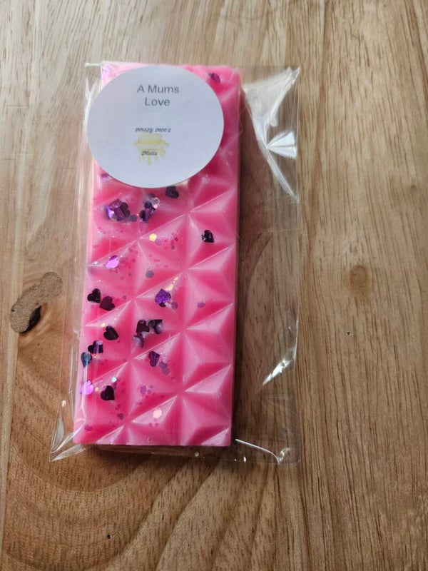A Mums Love Fragrance Wax Melts.