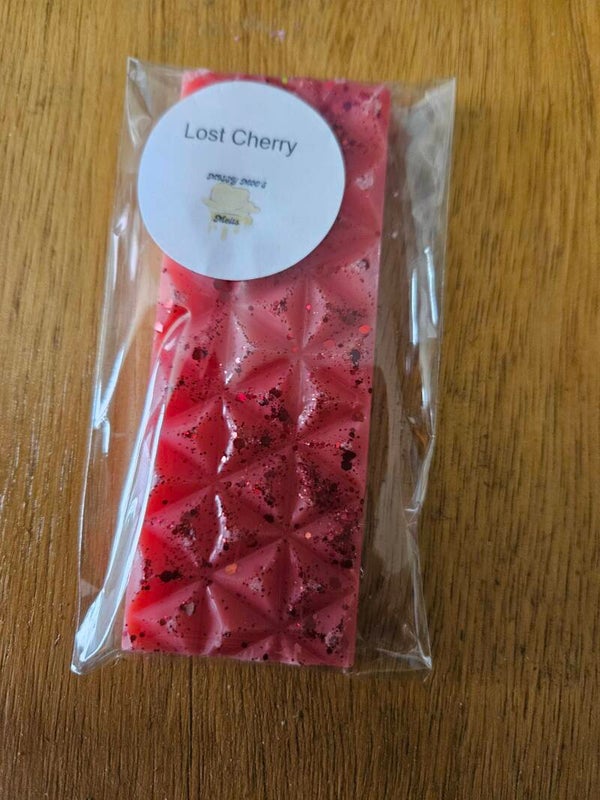 Lost Cherry Fragrance Wax Melts.