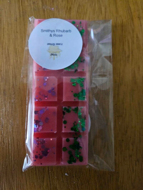Smithy's Rhubarb & Rose Fragrance Wax Melts.