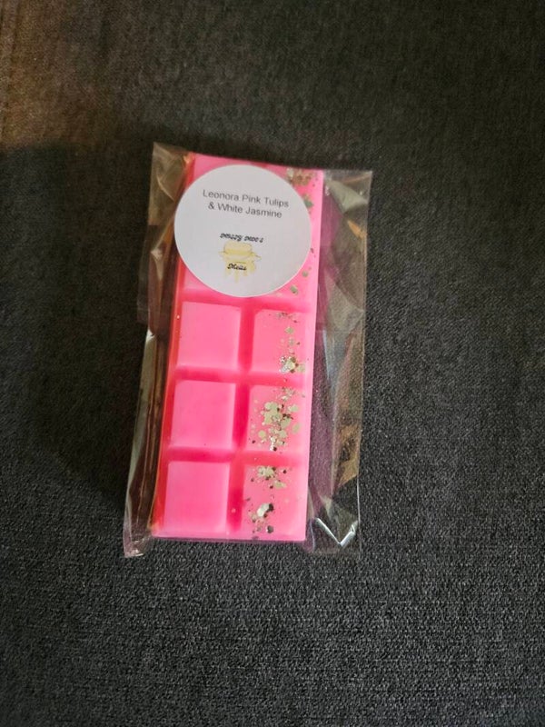Leonora Pink Tulips & White Jasmine Fragrance Wax Melts.