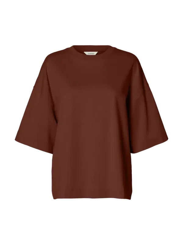 TEE colwoman