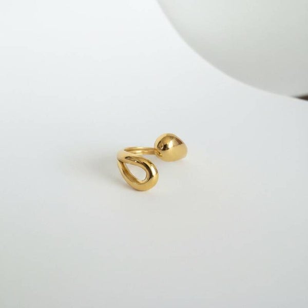 Statement Ring