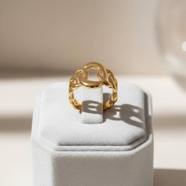 Statement Ring