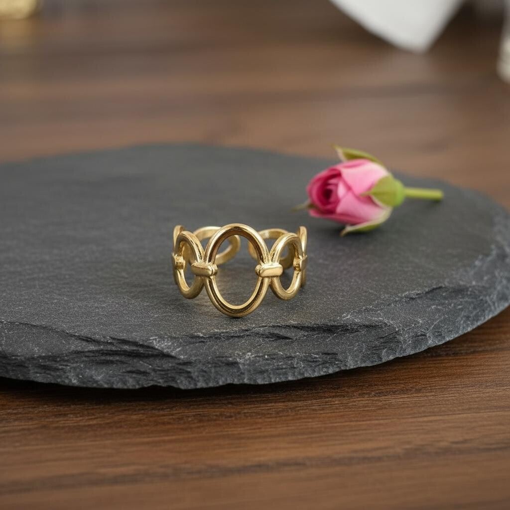 Statement Ring
