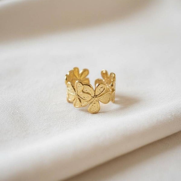 Statement Ring