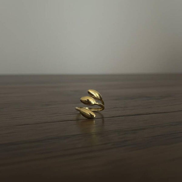 Statement Ring