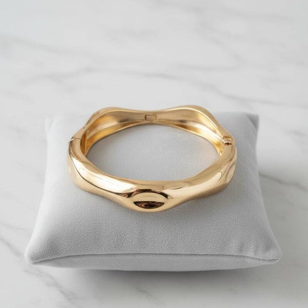 Statement Armband